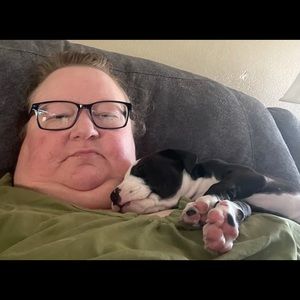 Meet your Posher, Laura